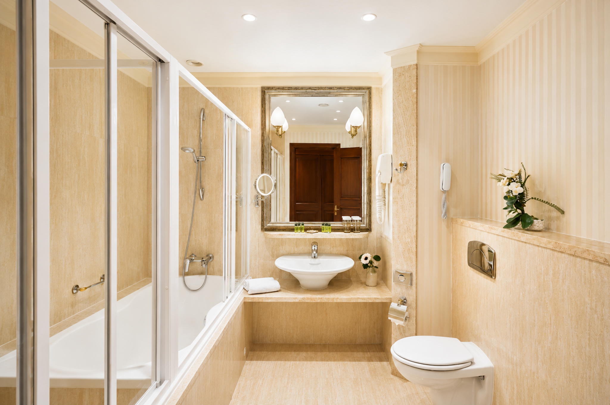 Crystal Palace Boutique Hotel