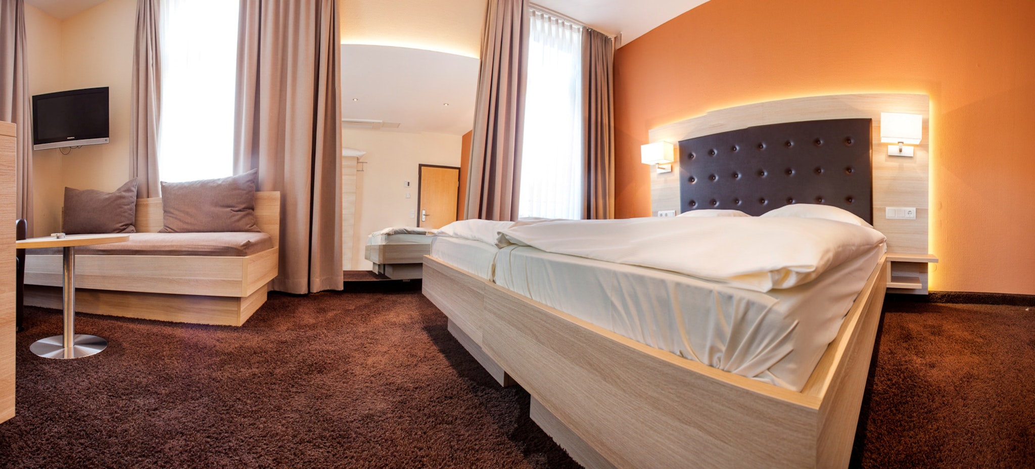 Bacchus Hotel