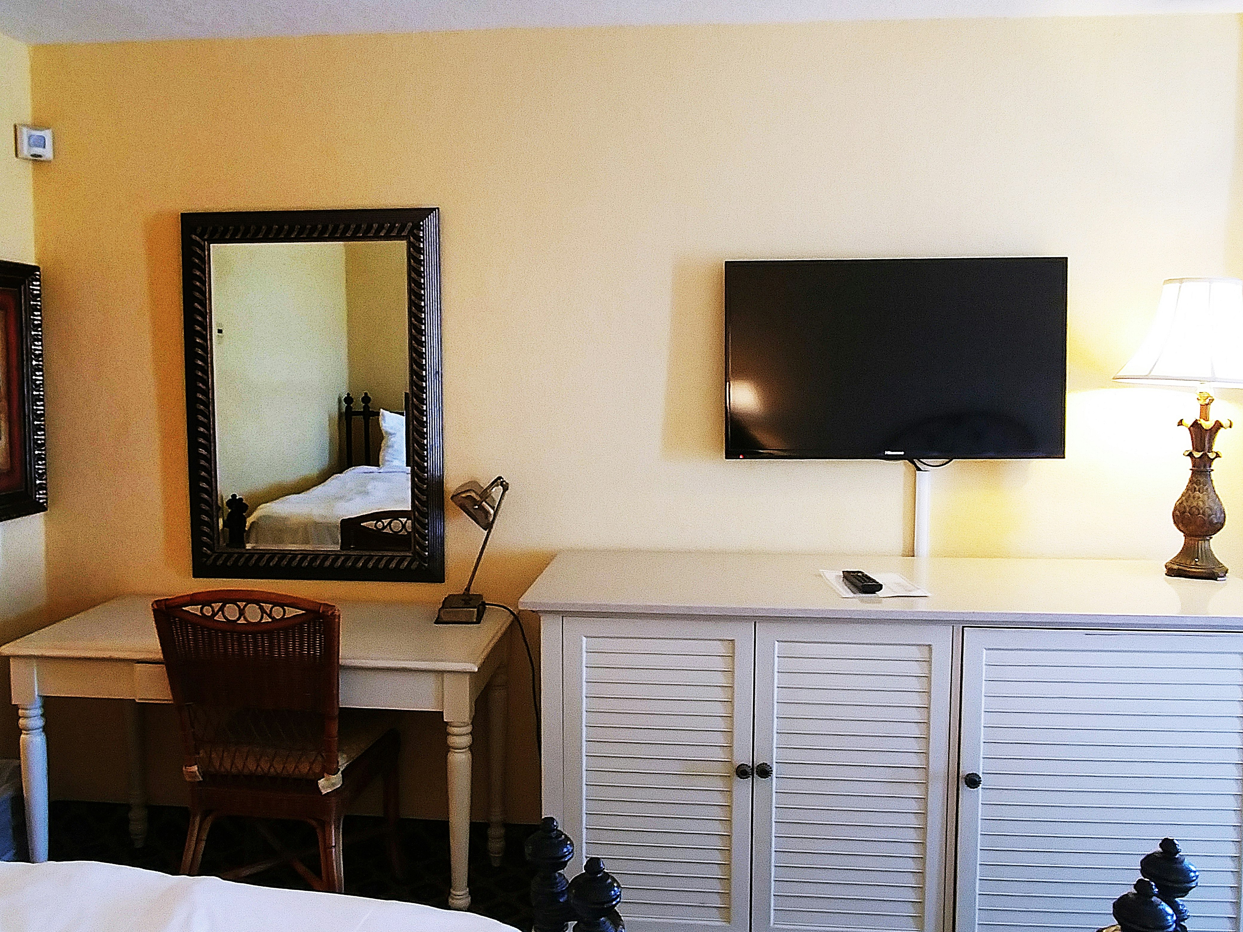 Emerald Shores Hotel