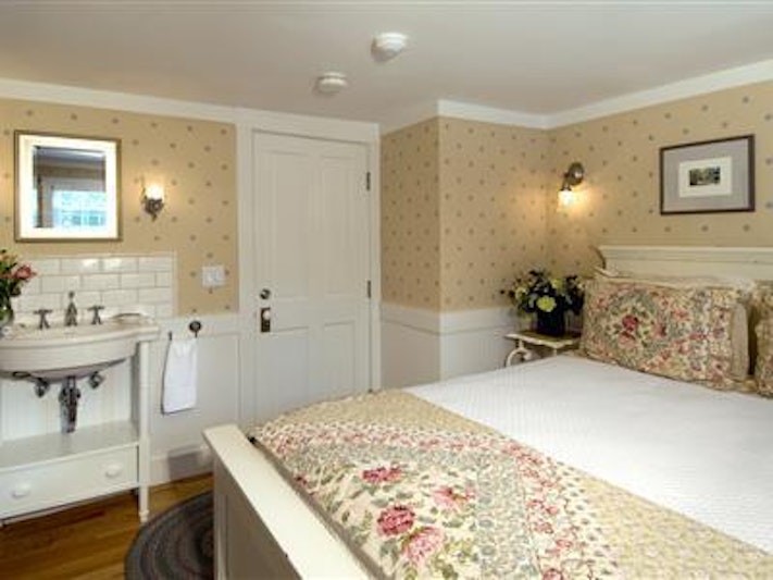 Revere Guest House
