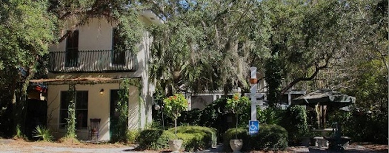 Hibiscus Coffee Guest House