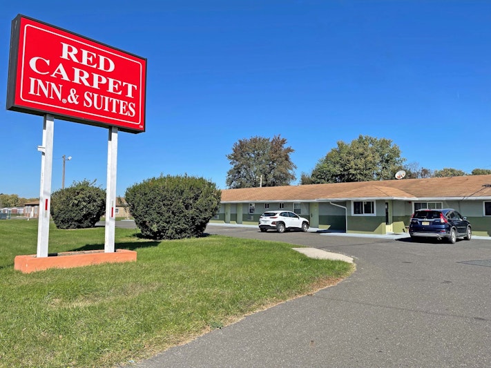 Red Carpet Inn and Suites Wrightstown