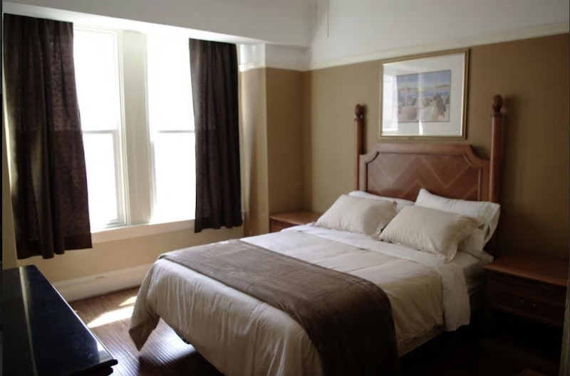 Yale Residences