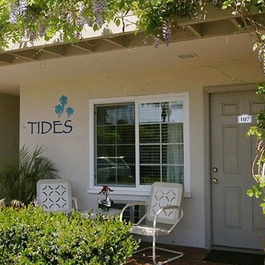 The Tides – Laguna Beach
