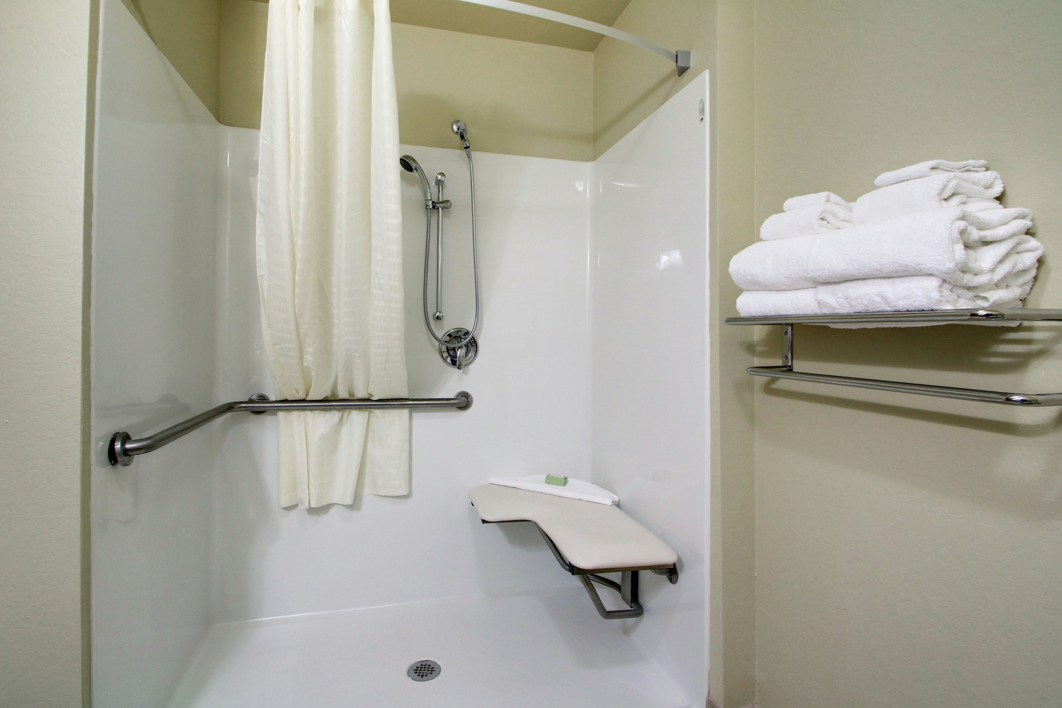Cobblestone Inn Suites – Schuyler