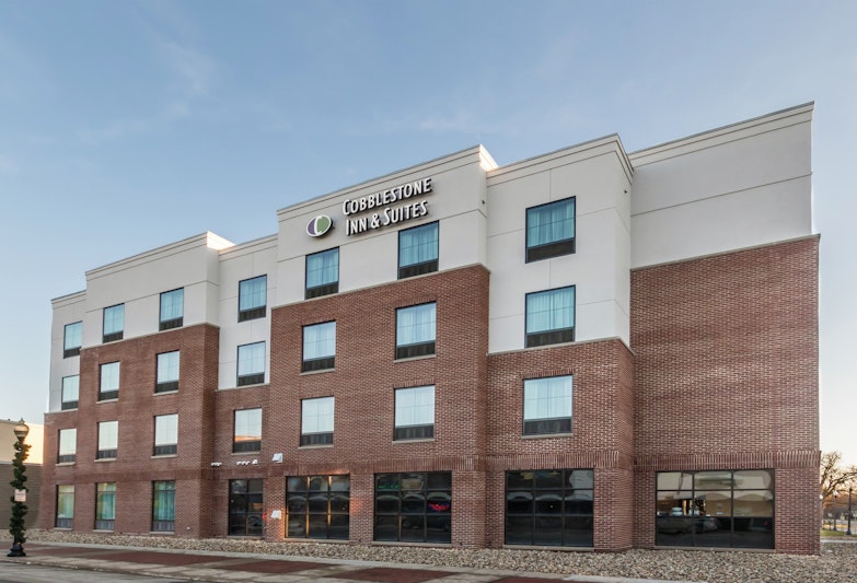 Cobblestone Inn Suites – Waverly
