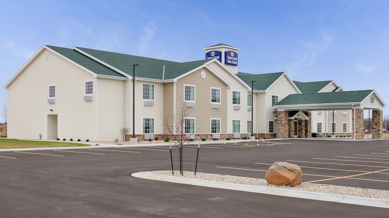 Cobblestone Hotel Suites – Pulaski