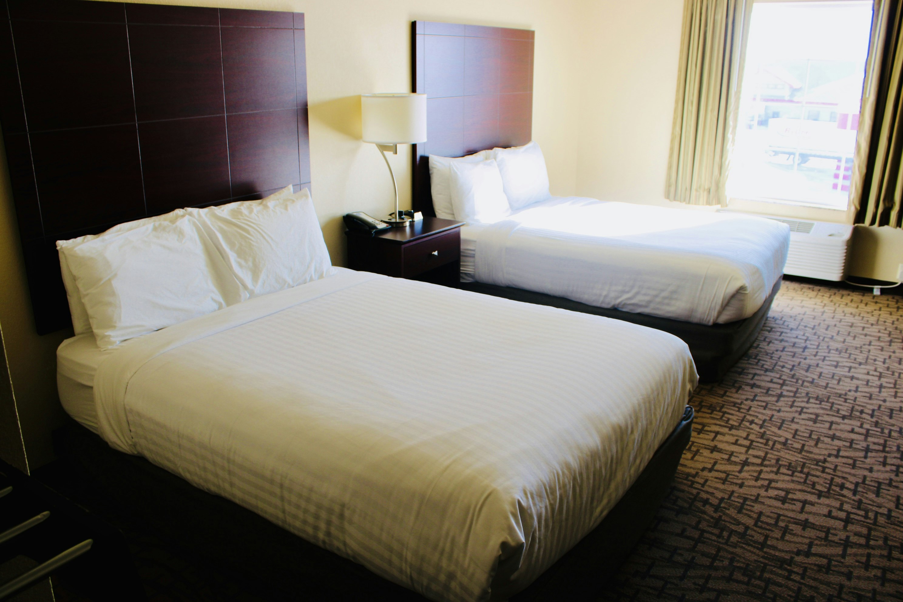 Cobblestone Hotel Suites – Devils Lake