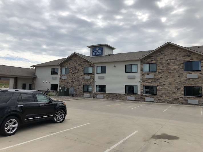 Cobblestone Inn Suites – Denison | Oak Ridge