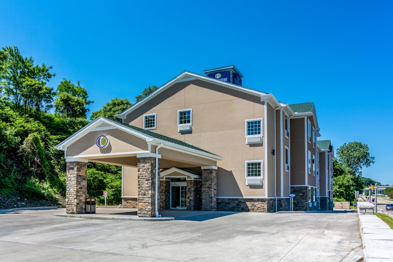 Cobblestone Hotel Suites – Erie
