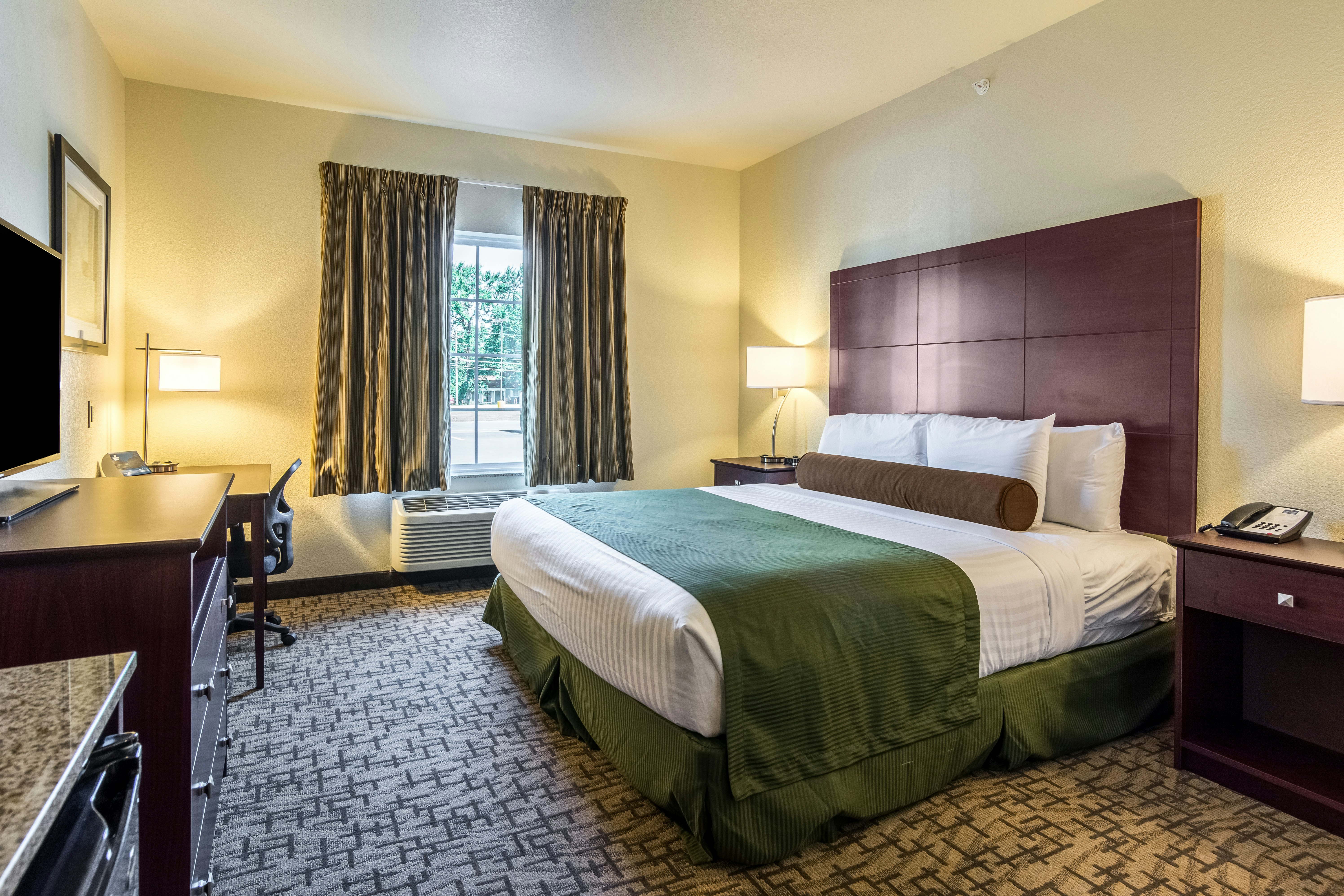 Cobblestone Hotel Suites – Greenville