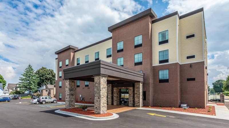 Cobblestone Hotel Suites – Hartford