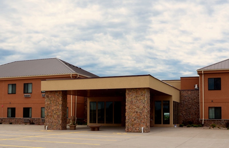 Cobblestone Inn Suites – Newton