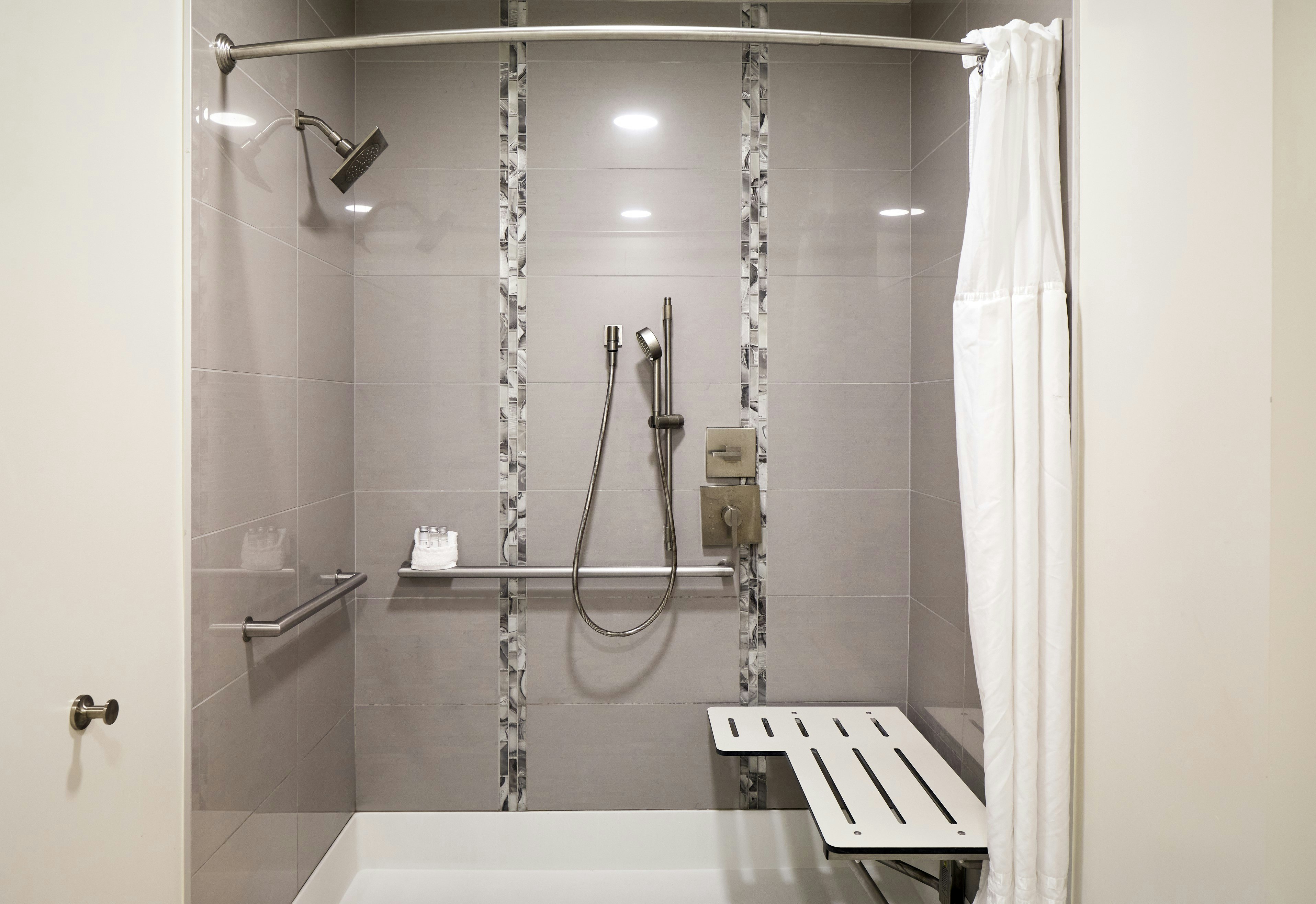 Legacy Resort Hotel Spa