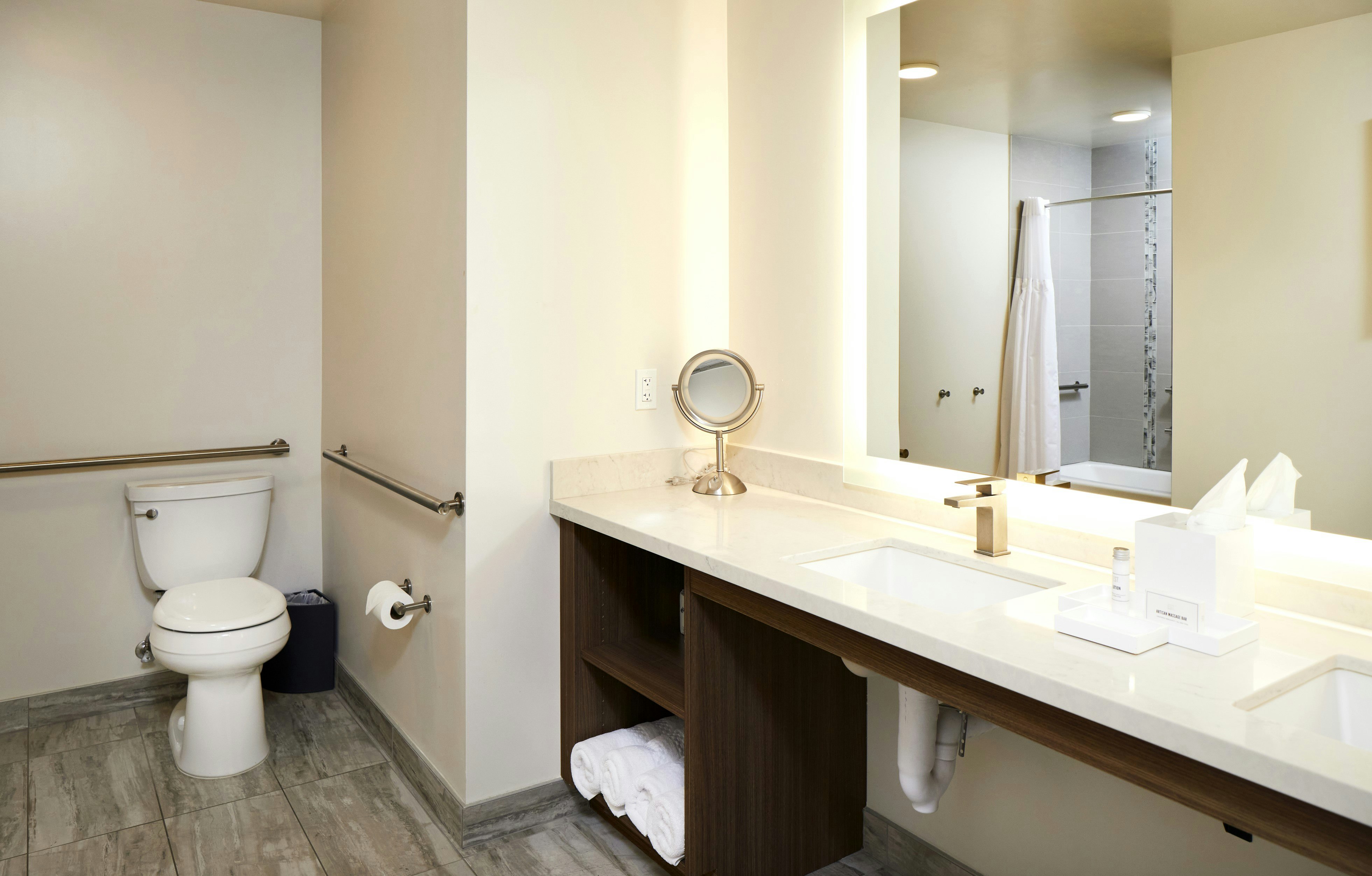 Legacy Resort Hotel Spa