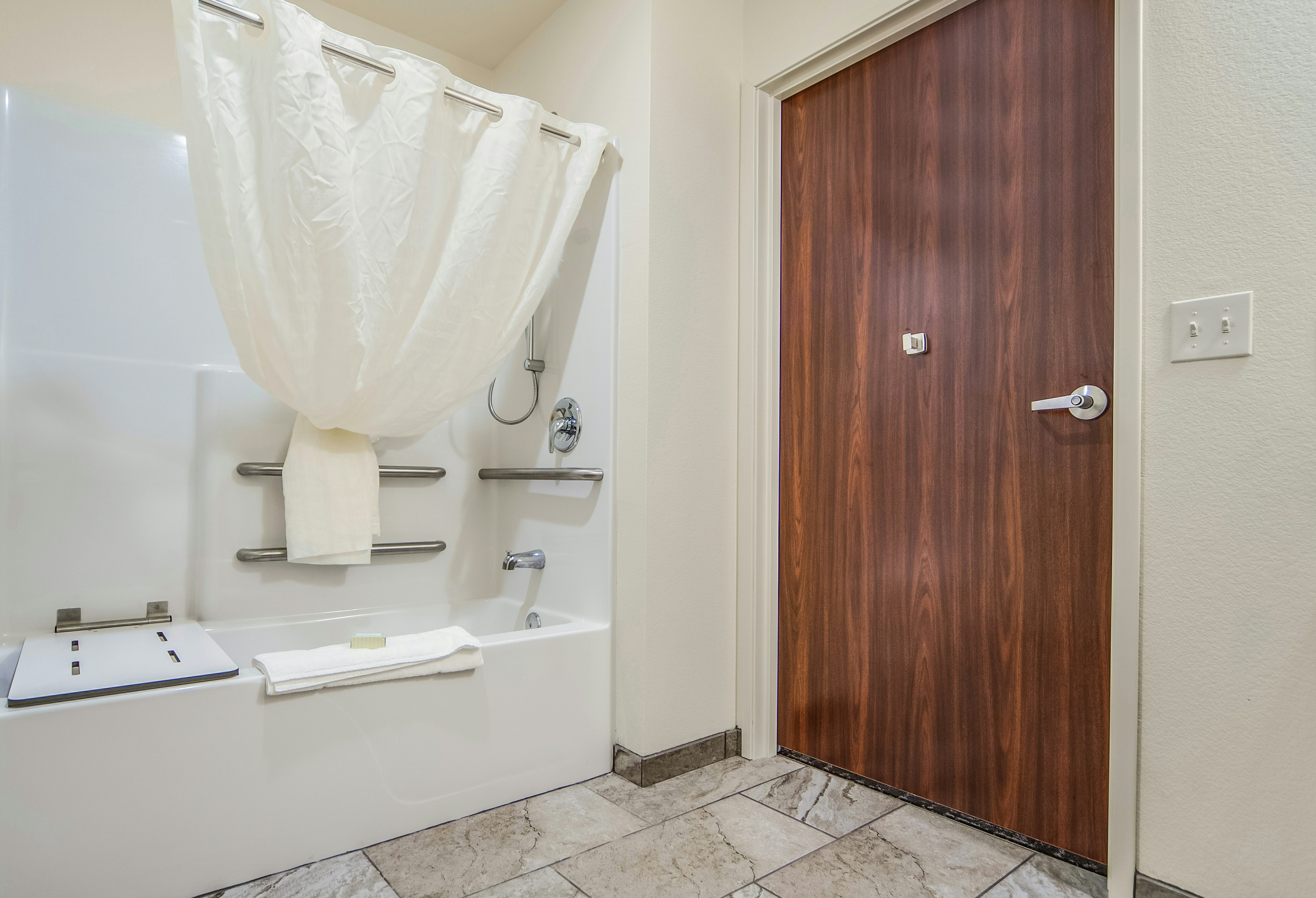 Cobblestone Hotel Suites – Cozad