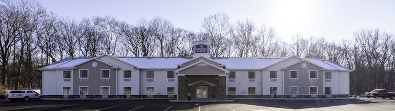 Cobblestone Inn Suites – Brookville