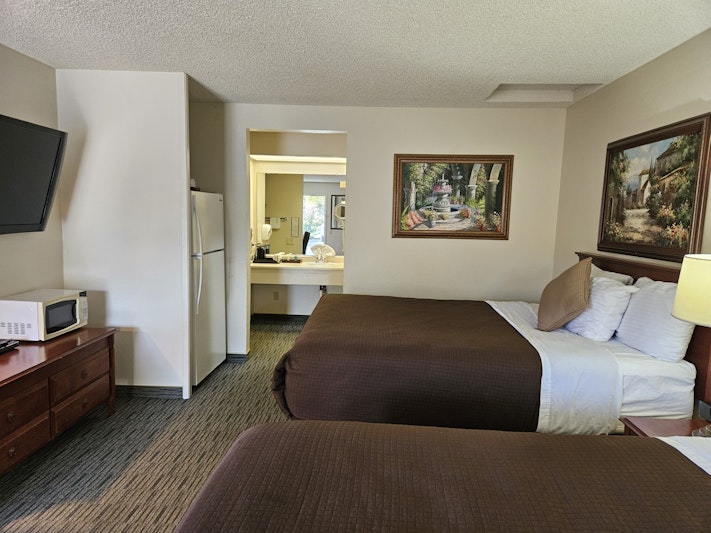 O’Cairns Inn Suites