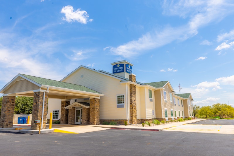 Cobblestone Inn Suites – Winters