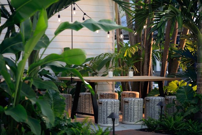 Outdoor Lounge