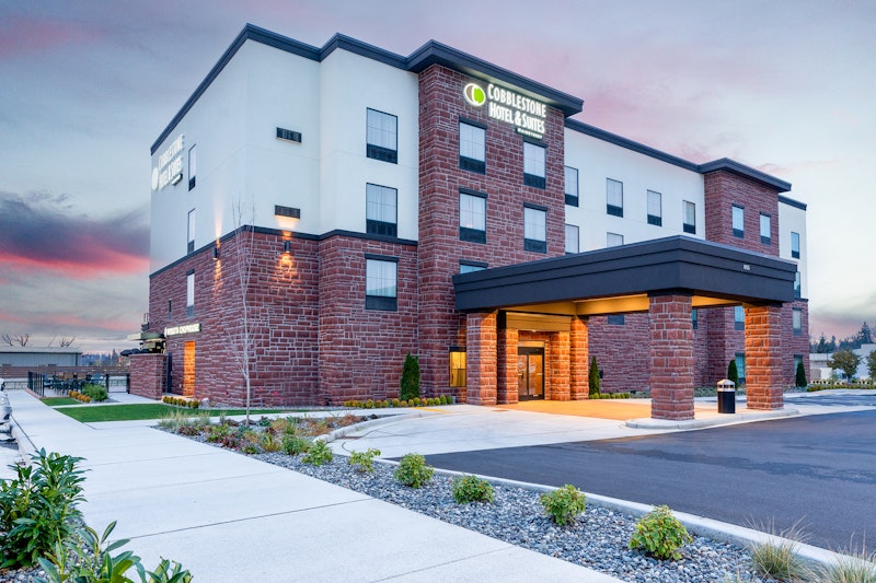 Cobblestone Hotel Suites – Lynden