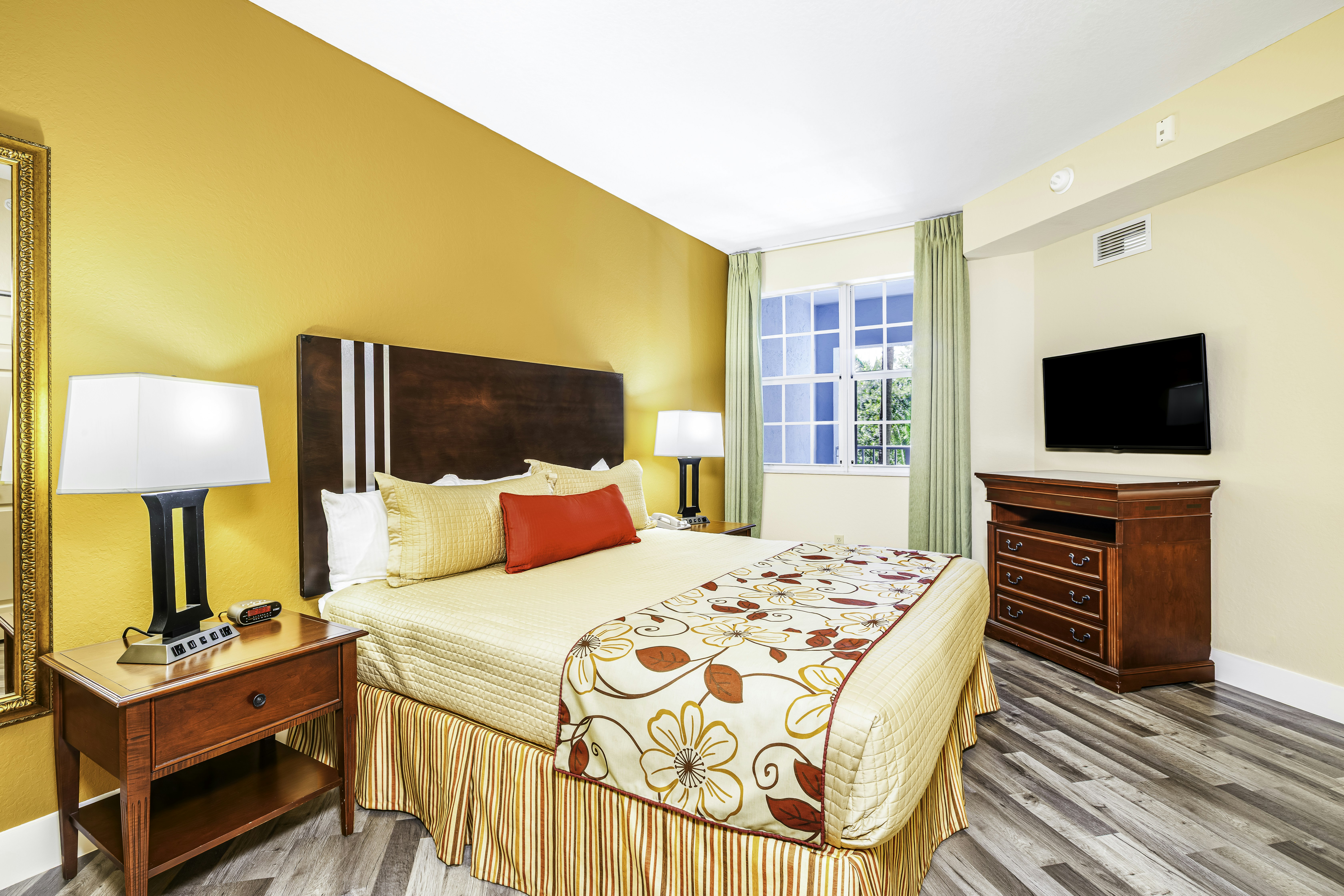 Mizner Place at Weston Town Center