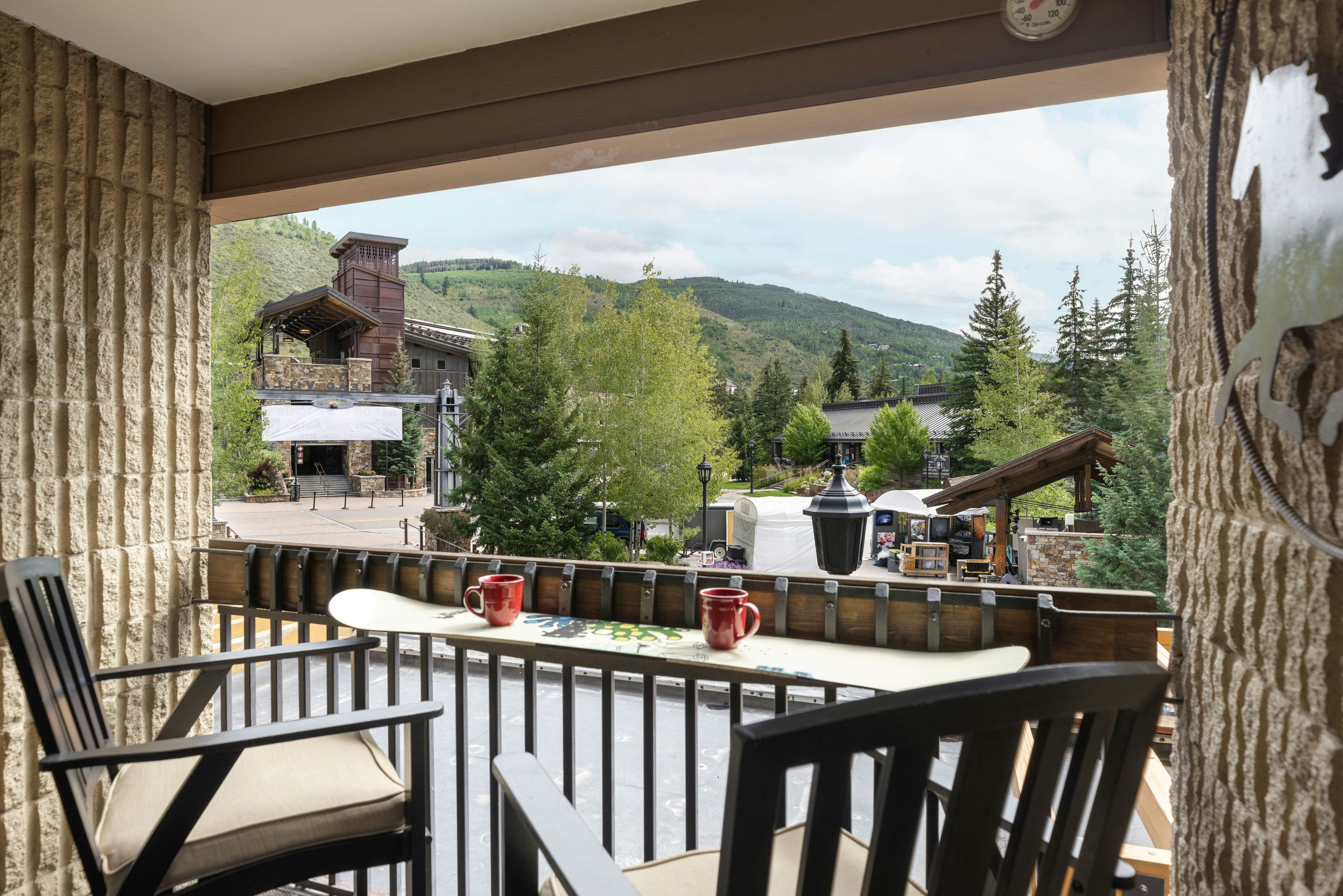 Vail 21 307
