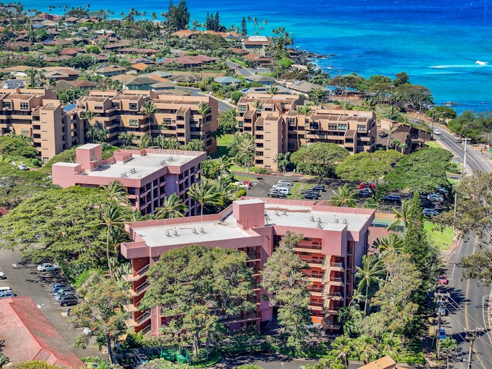 Kahana Falls Resort