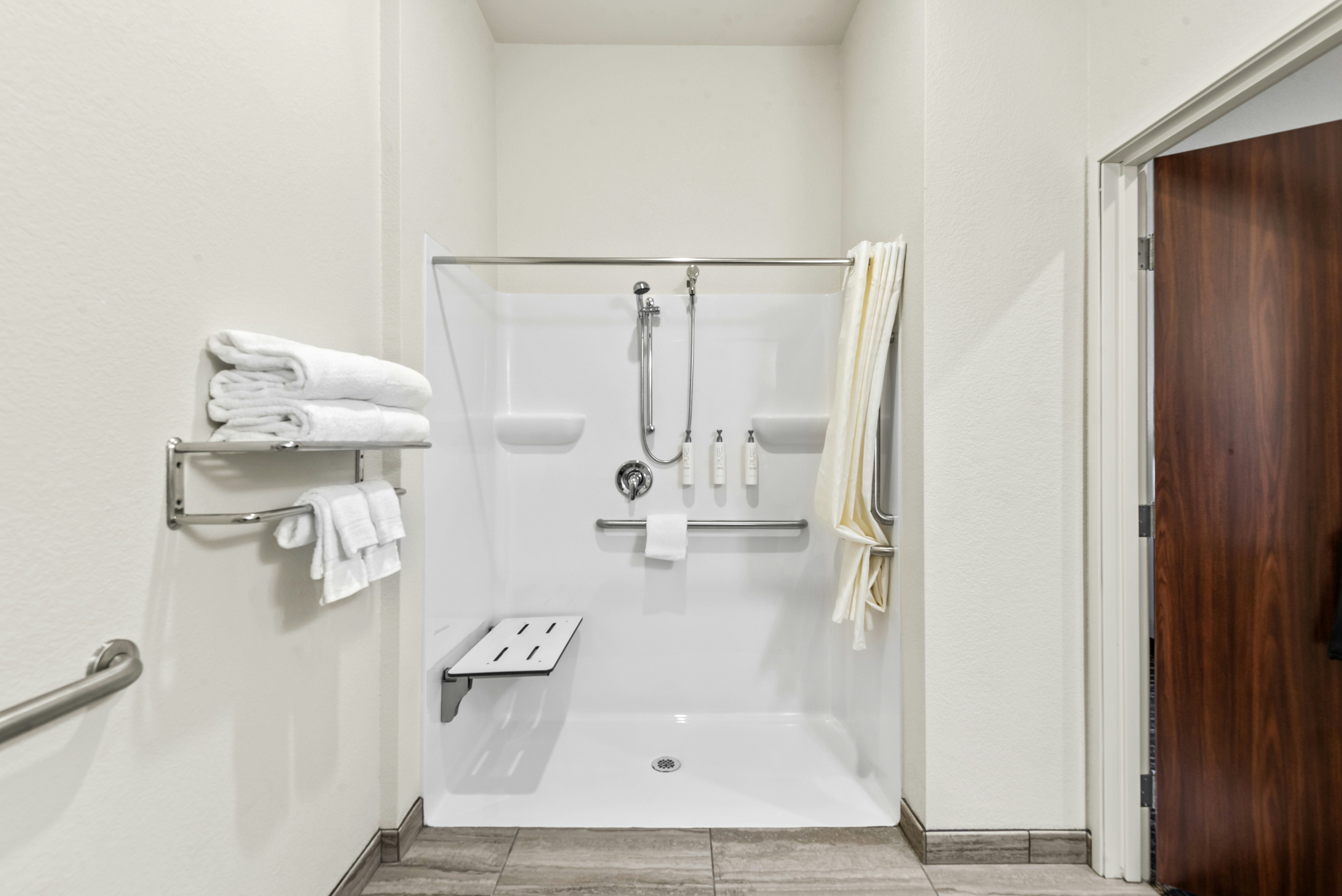 Accessible Single King Extended Stay Suite Non-Smoking