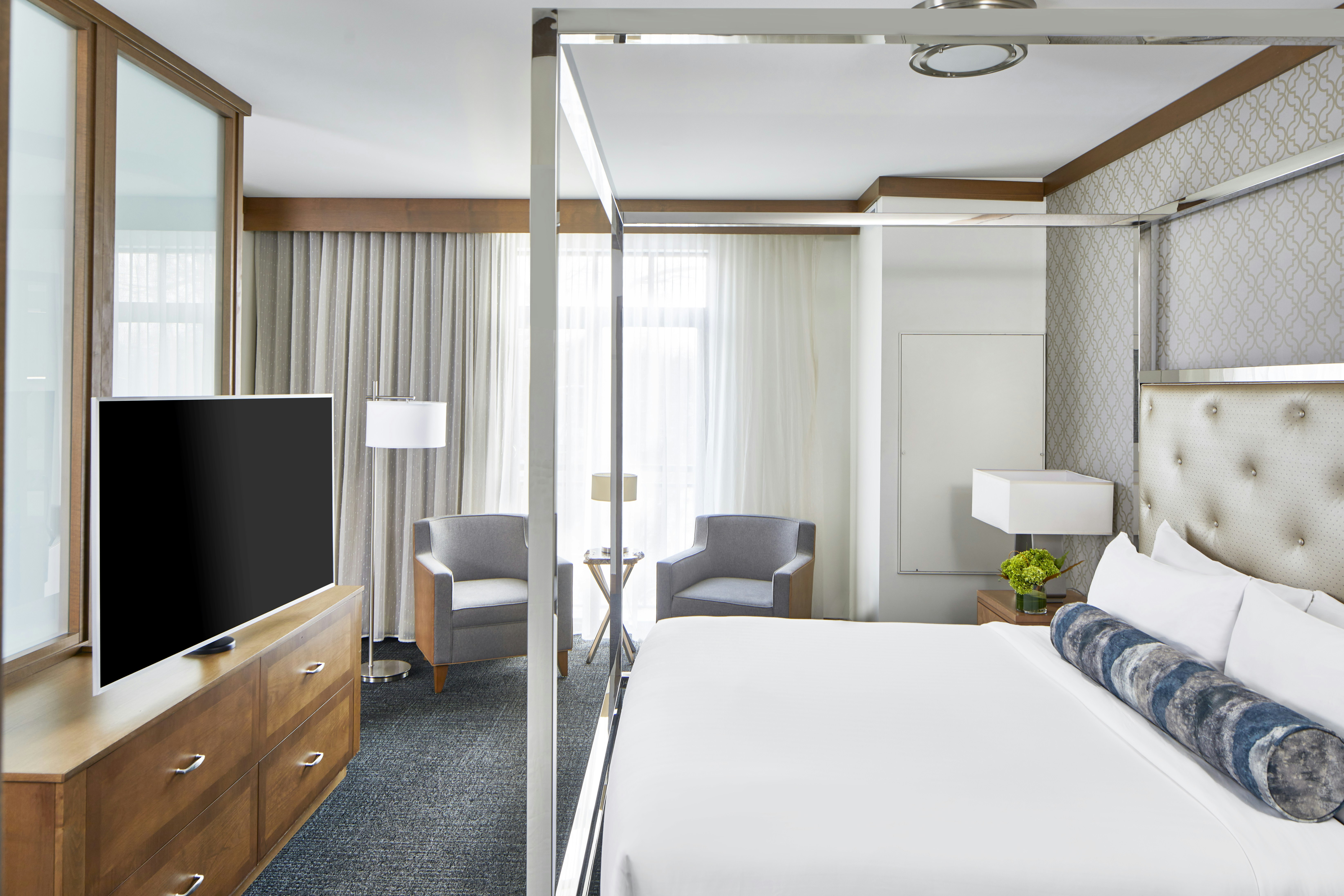 The Hotel Landing