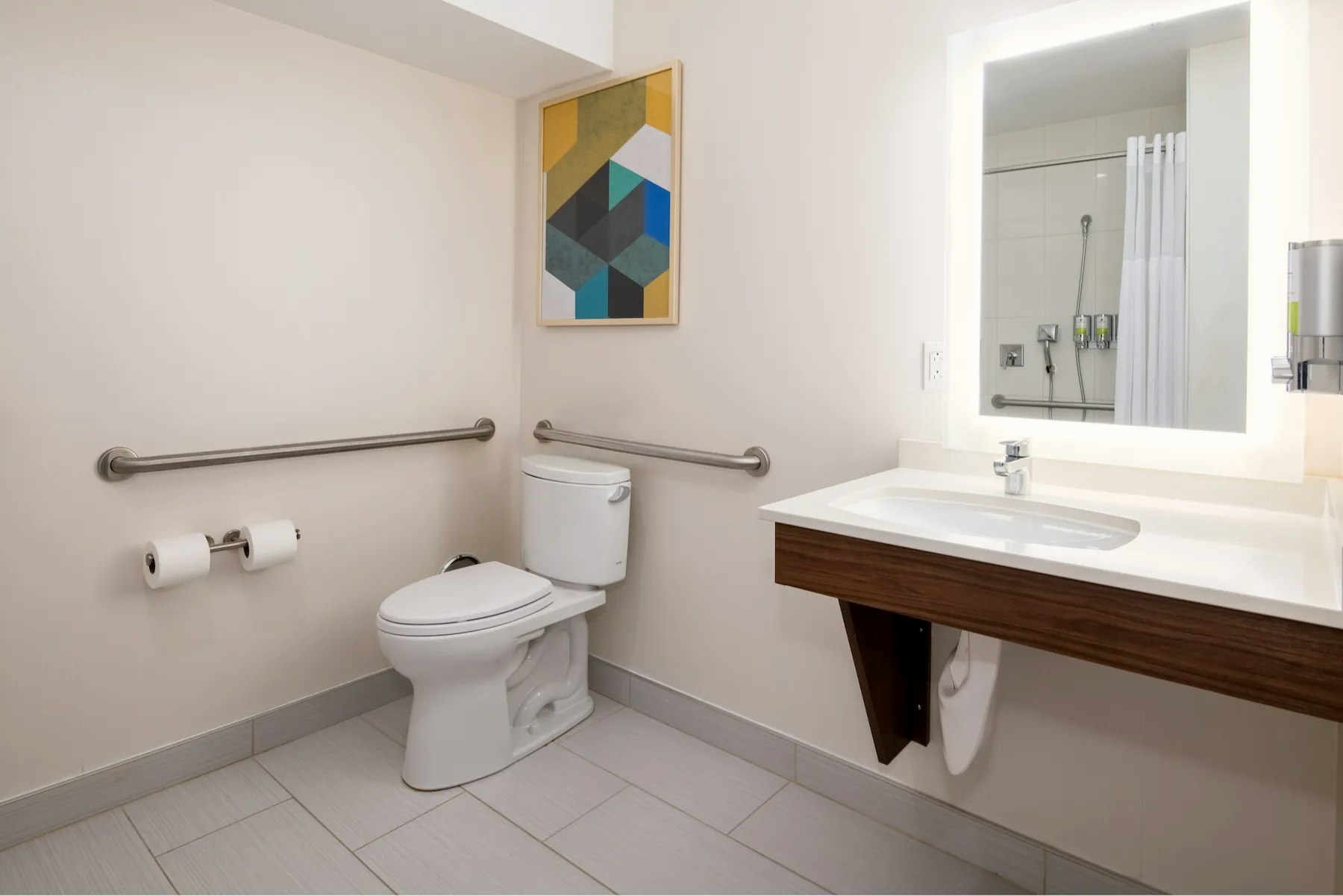 Gaslamp King Junior Suite ADA w/Roll-in Shower
