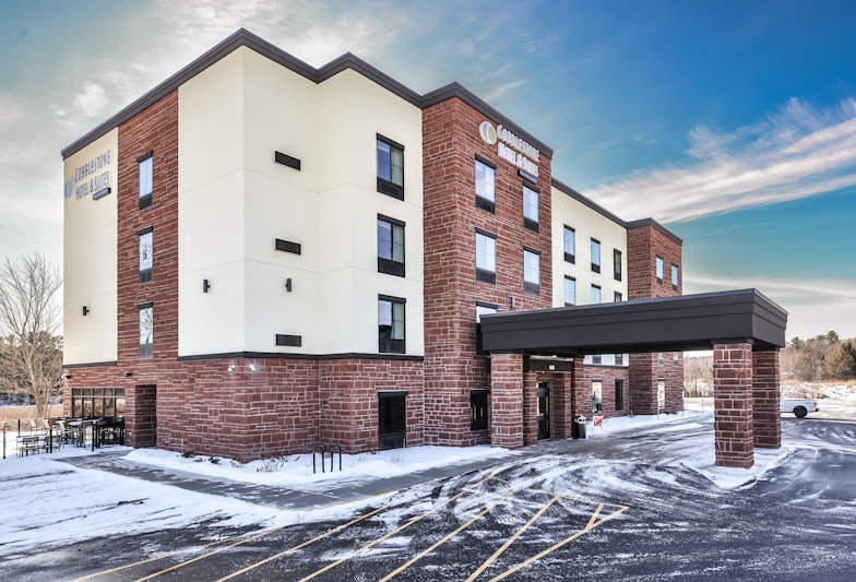 Cobblestone Hotel Suites – Bay Minette