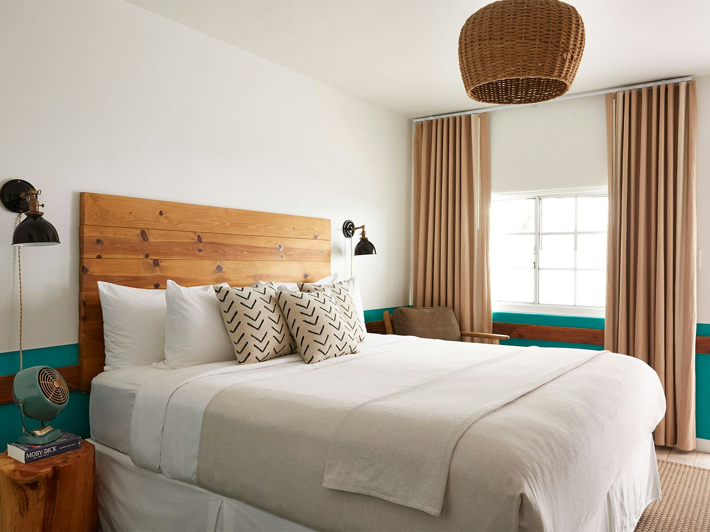 Cambria Beach Lodge