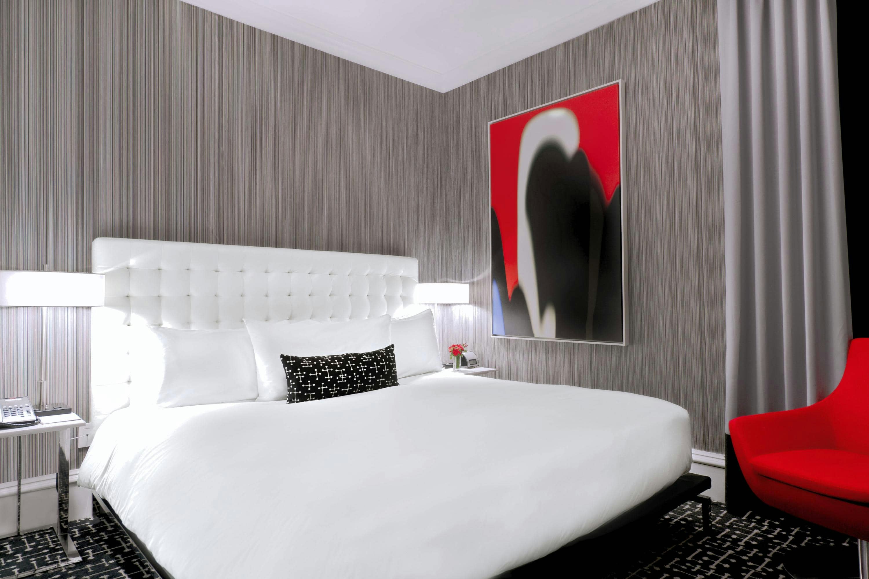 Deluxe Room 1 King Bed