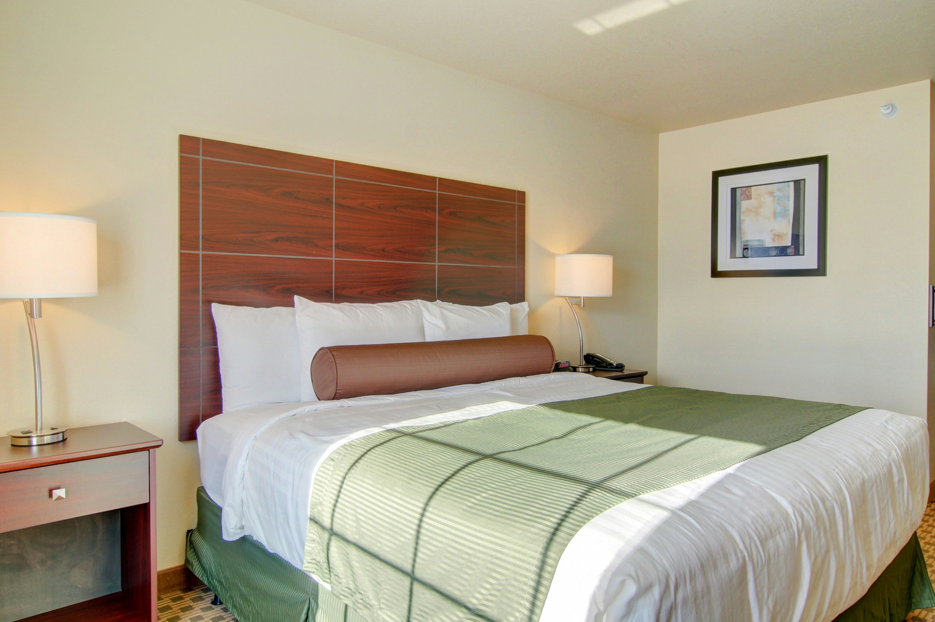 Cobblestone Inn Suites – Carrington