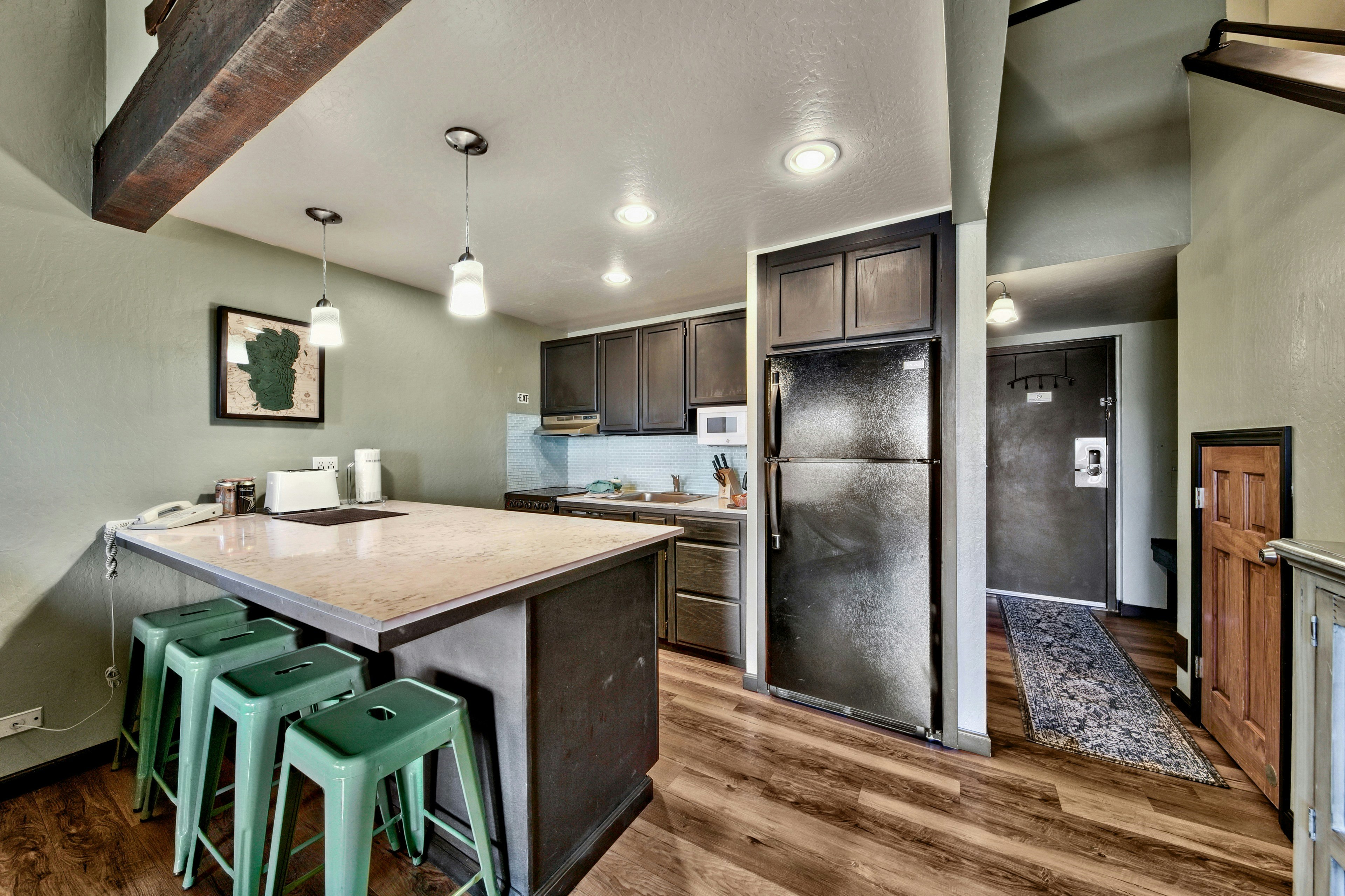 Lodge - Studio with Loft