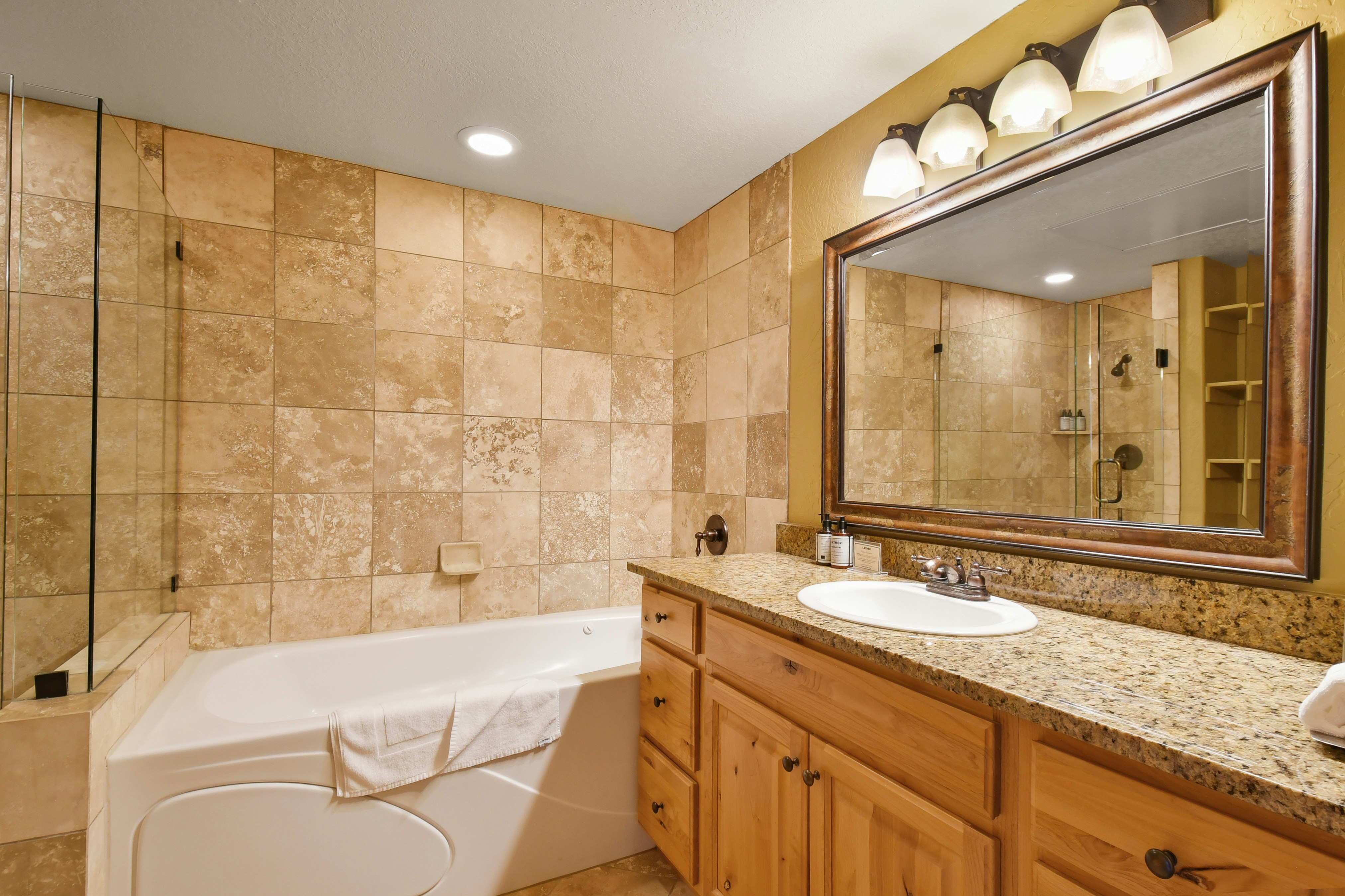 Silverado Lodge Two Bedroom Suite