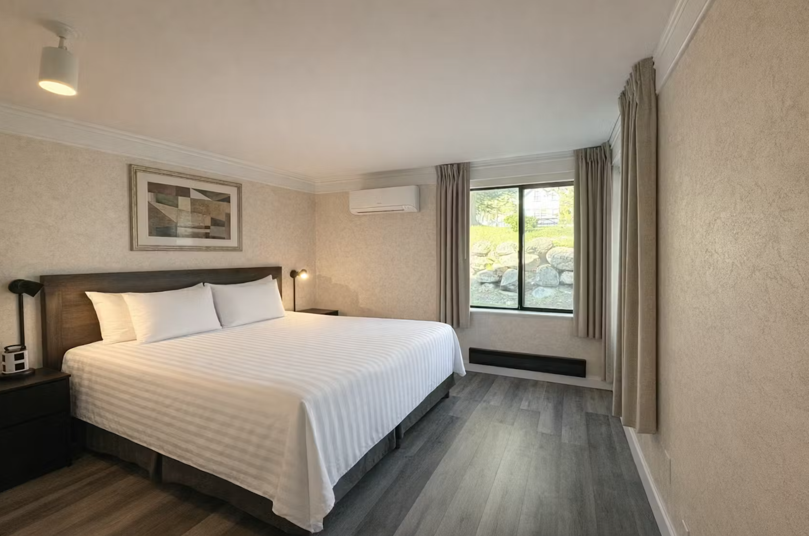 Friday Harbor Suites