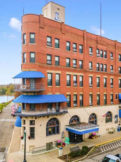Lafayette Hotel