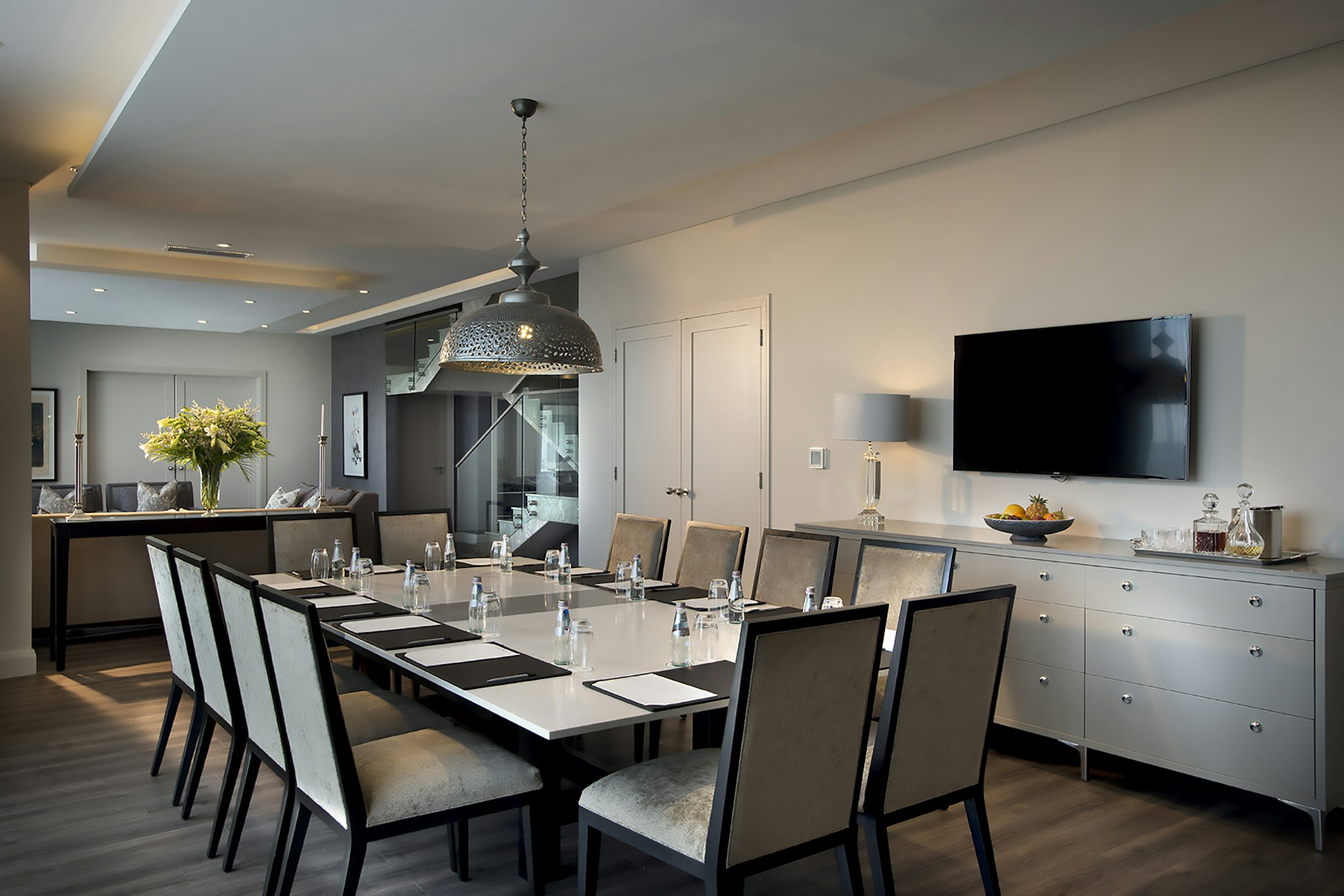 DaVinci Hotel & Suites
