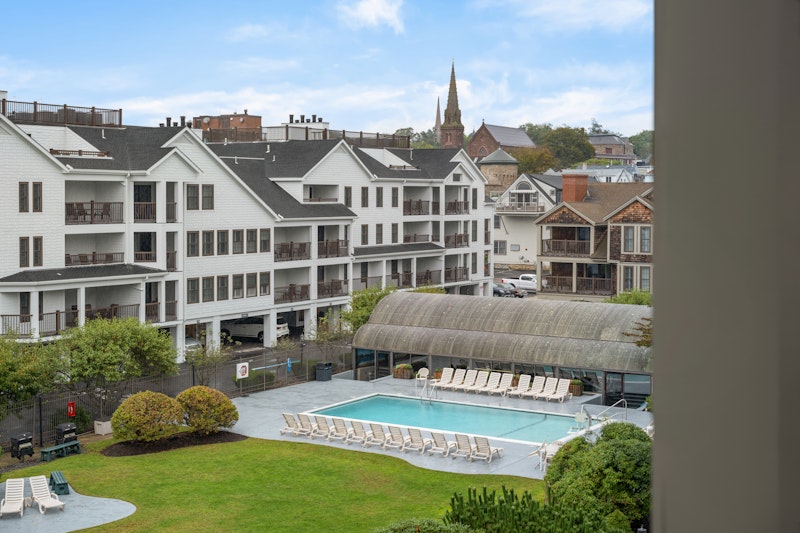 Club Wyndham Newport Onshore