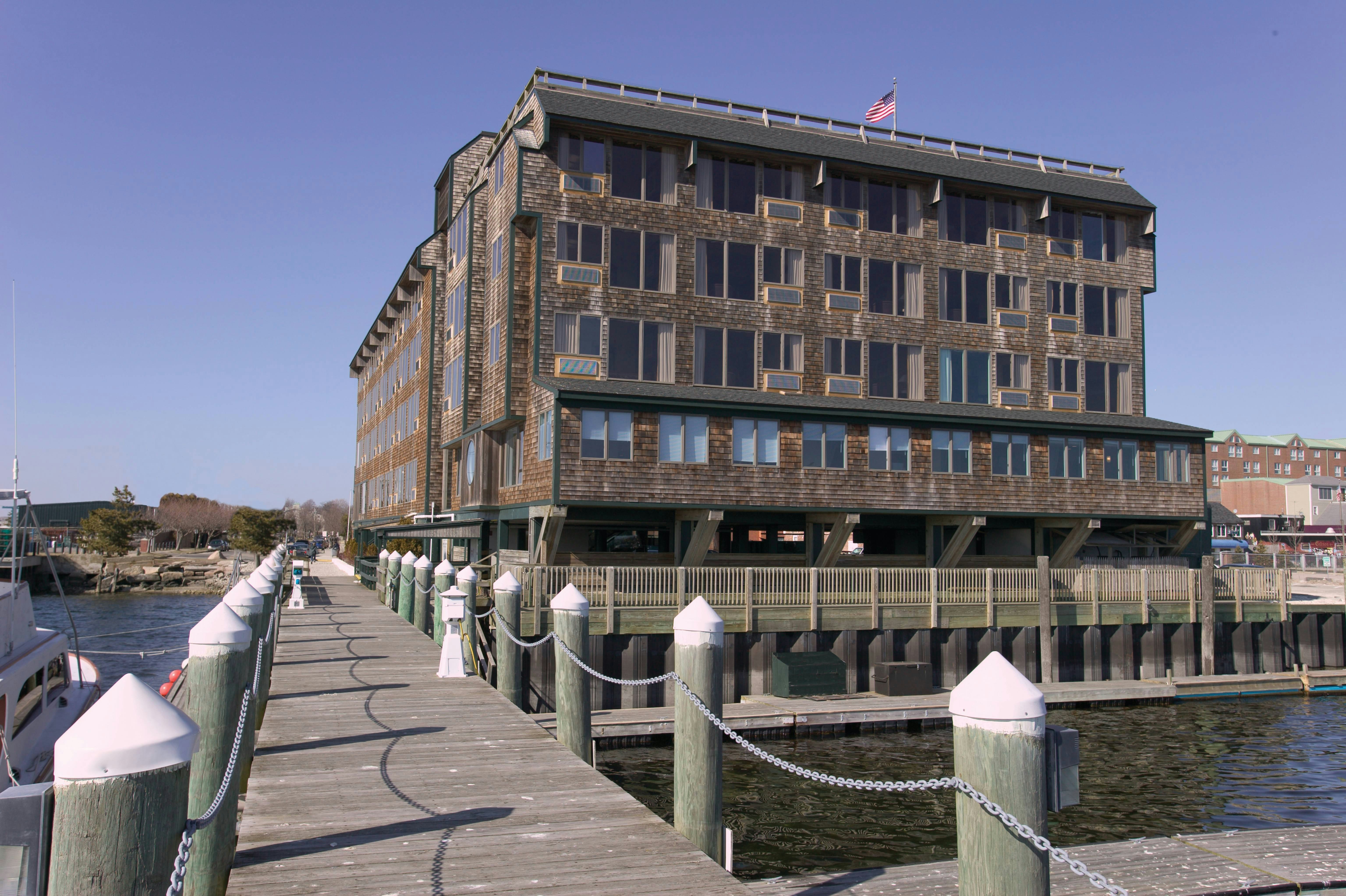 Club Wyndham Inn on Long Wharf