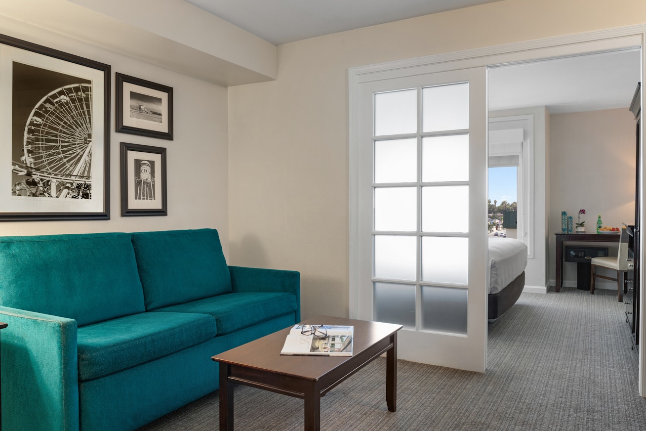 Peacock Suites