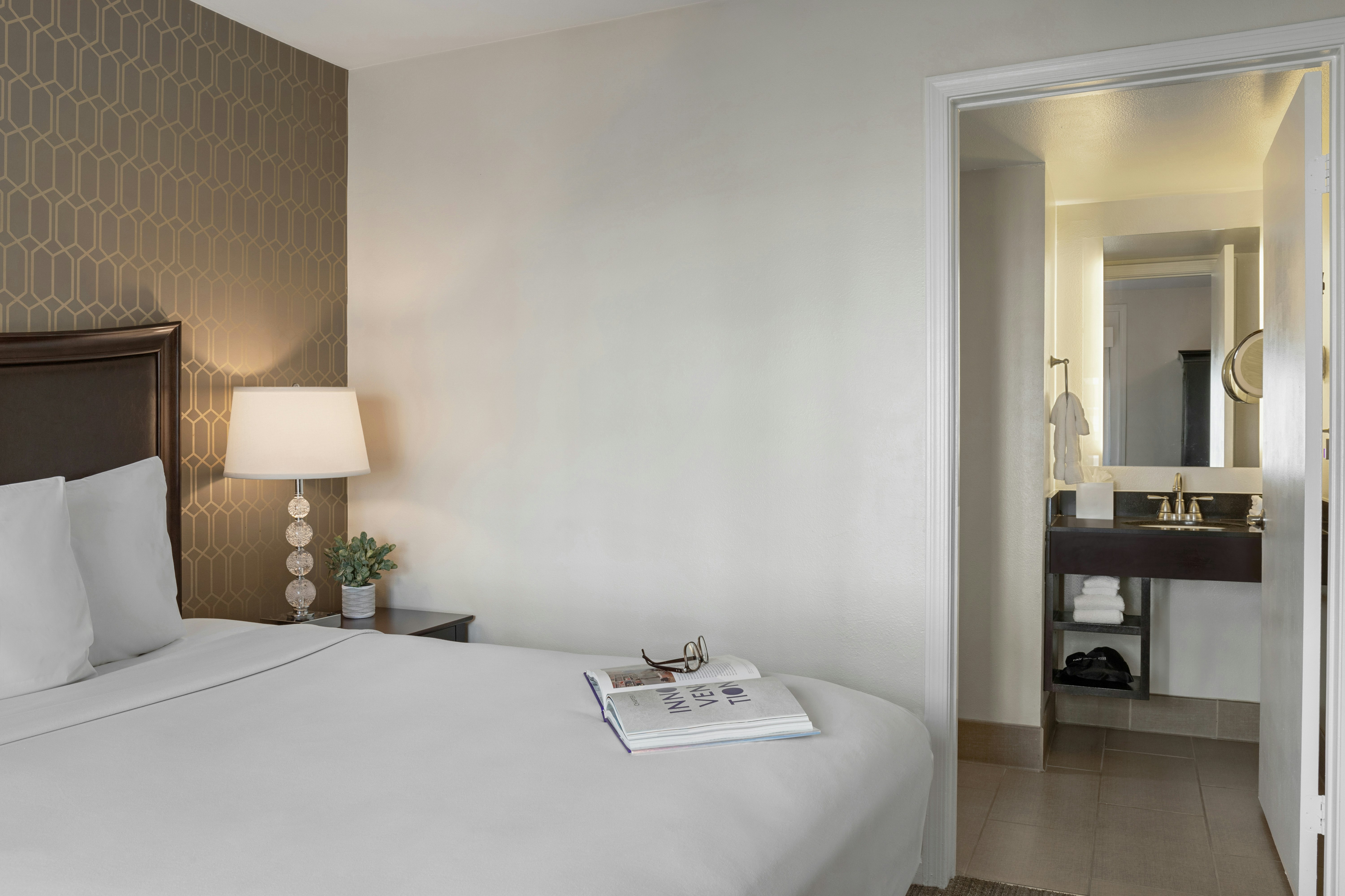Peacock Suites