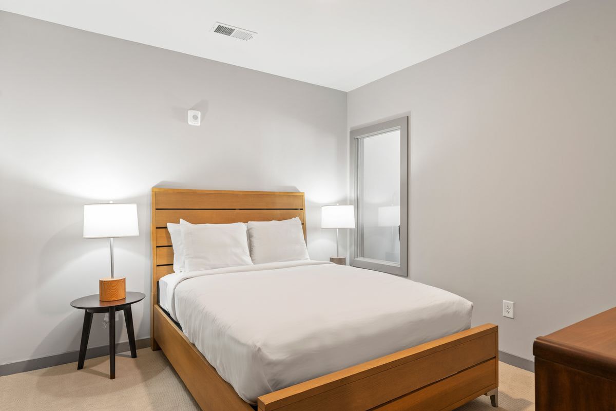 WhyHotel by Placemakr Columbia