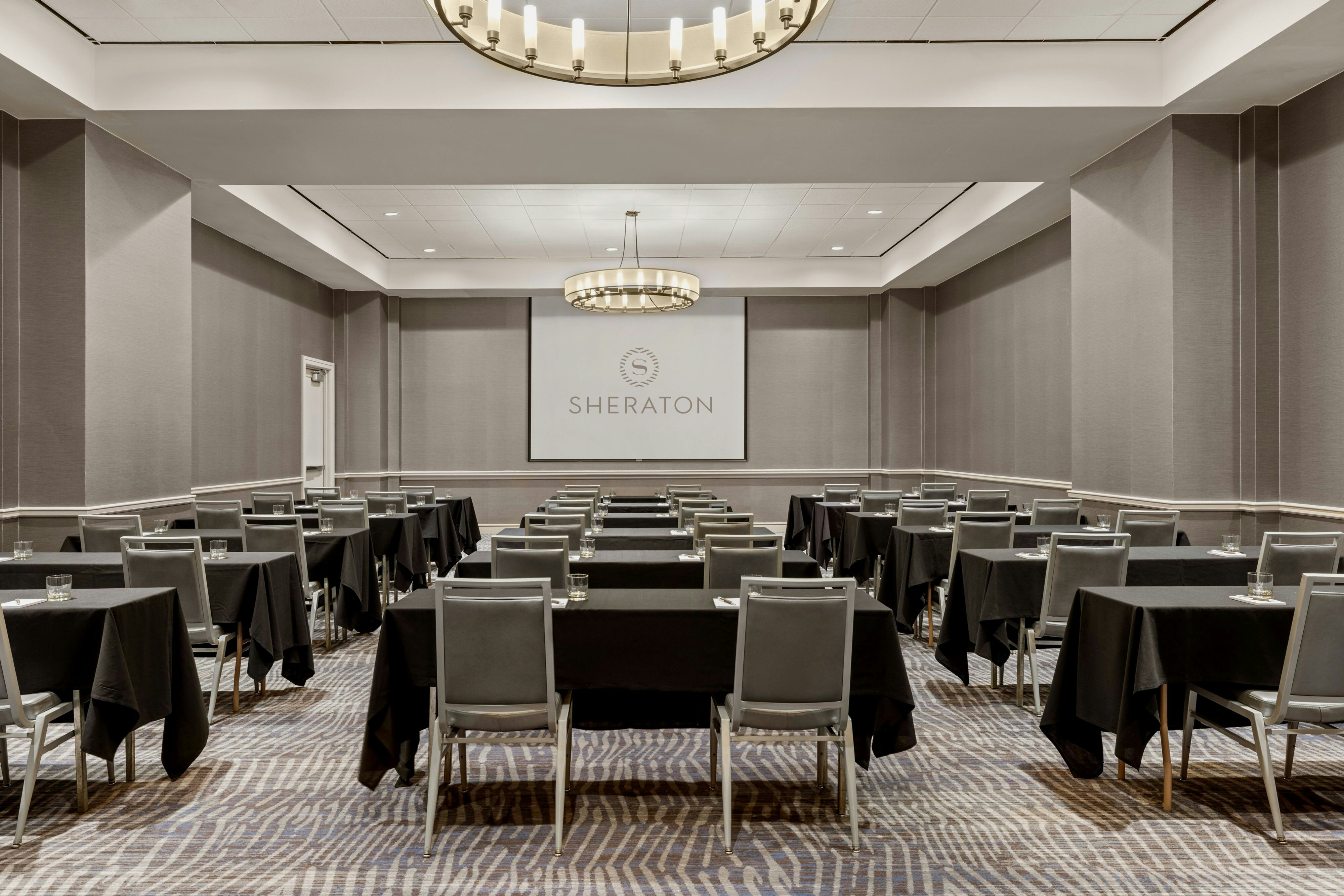 Sheraton Suites Galleria-Atlanta
