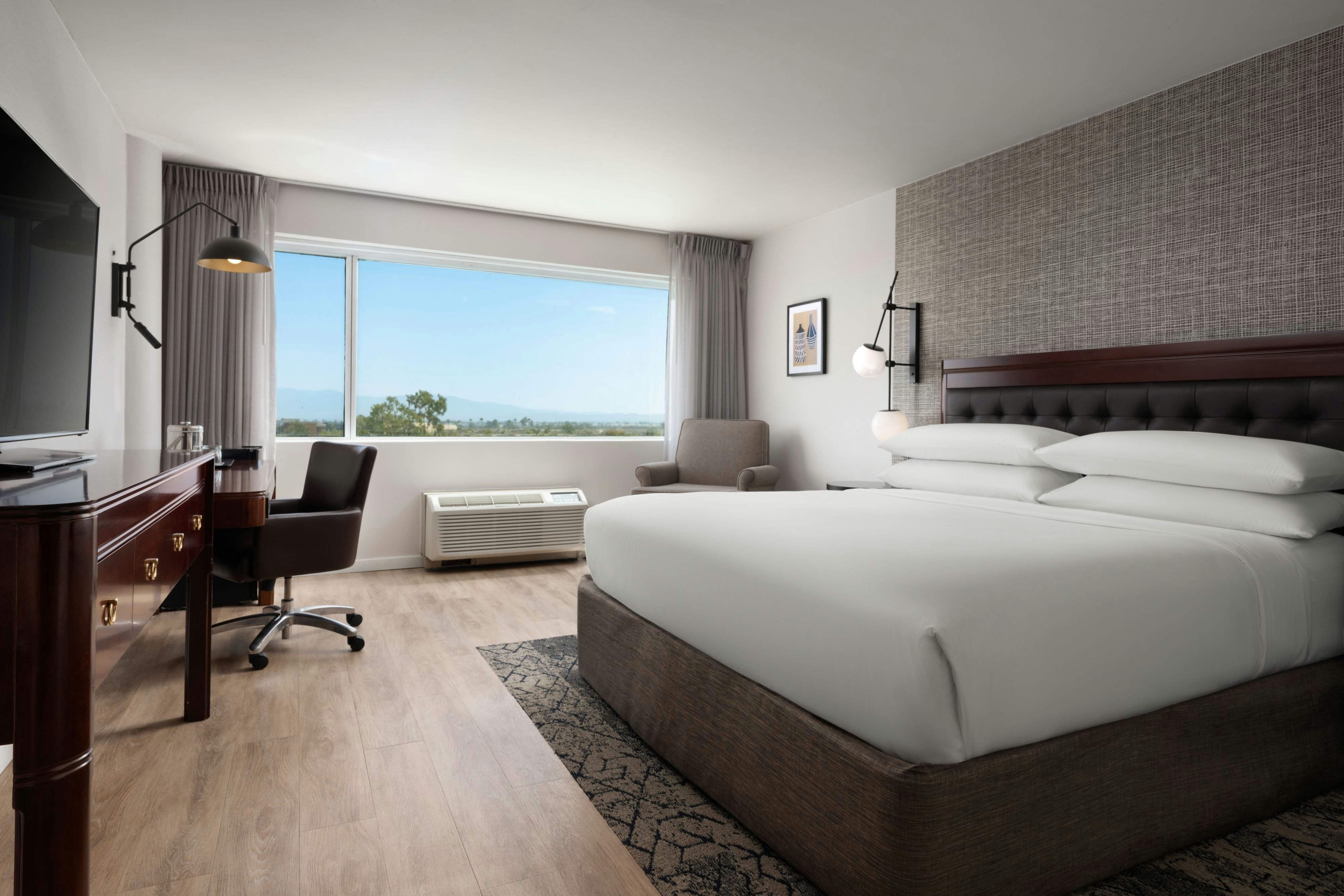 Sheraton Ontario Airport Hotel