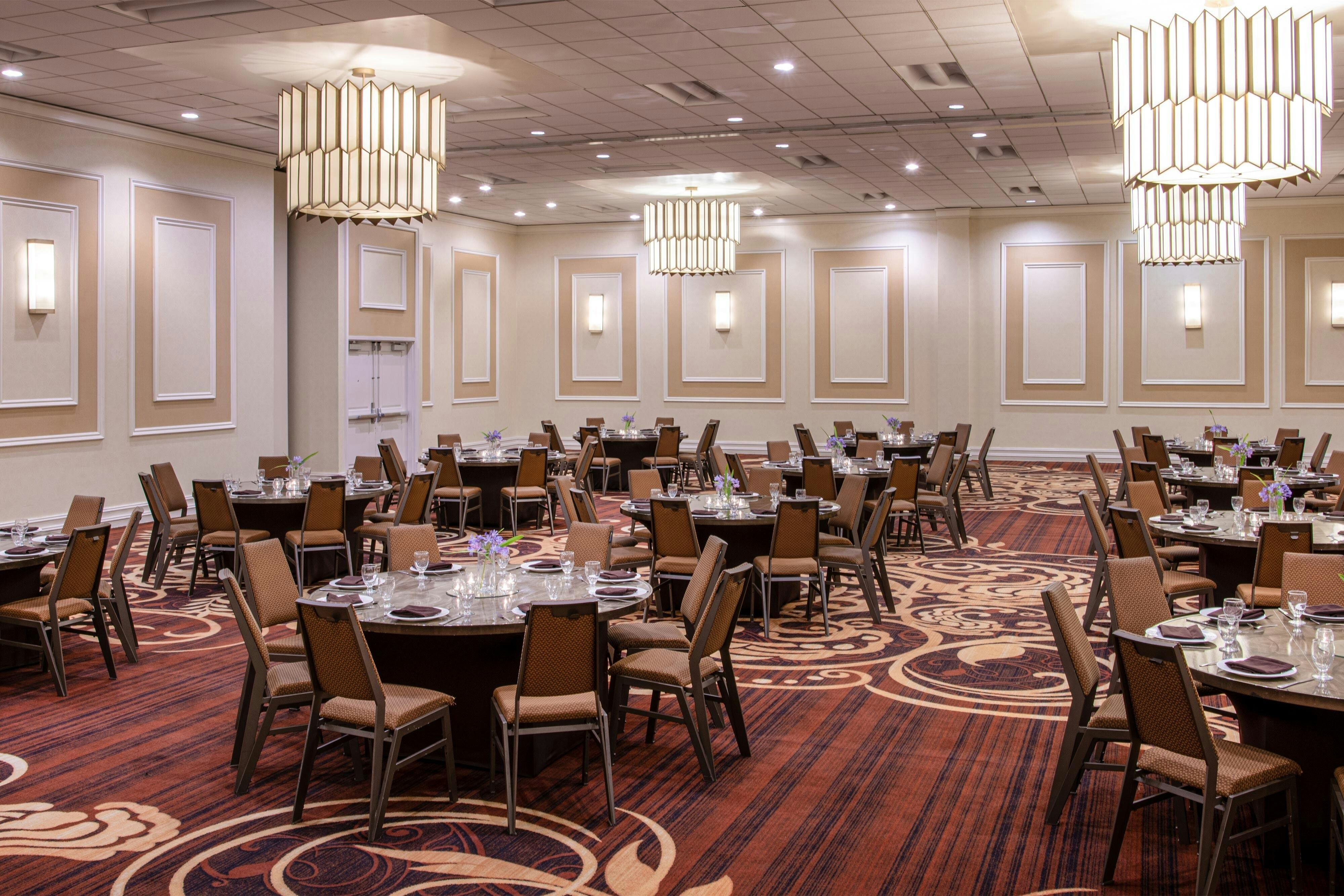 Sheraton Mission Valley San Diego Hotel