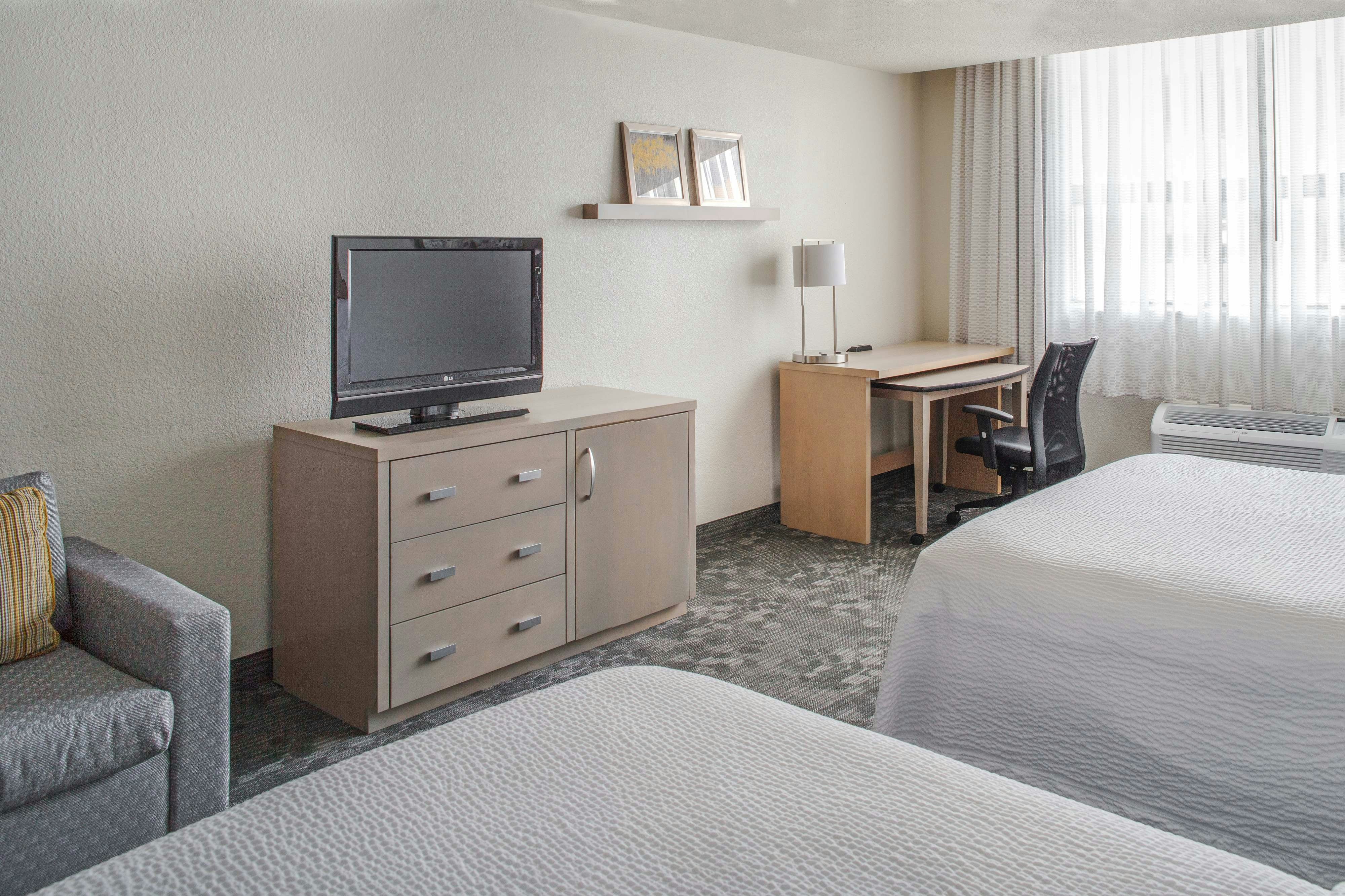 Courtyard by Marriott Columbus Downtown