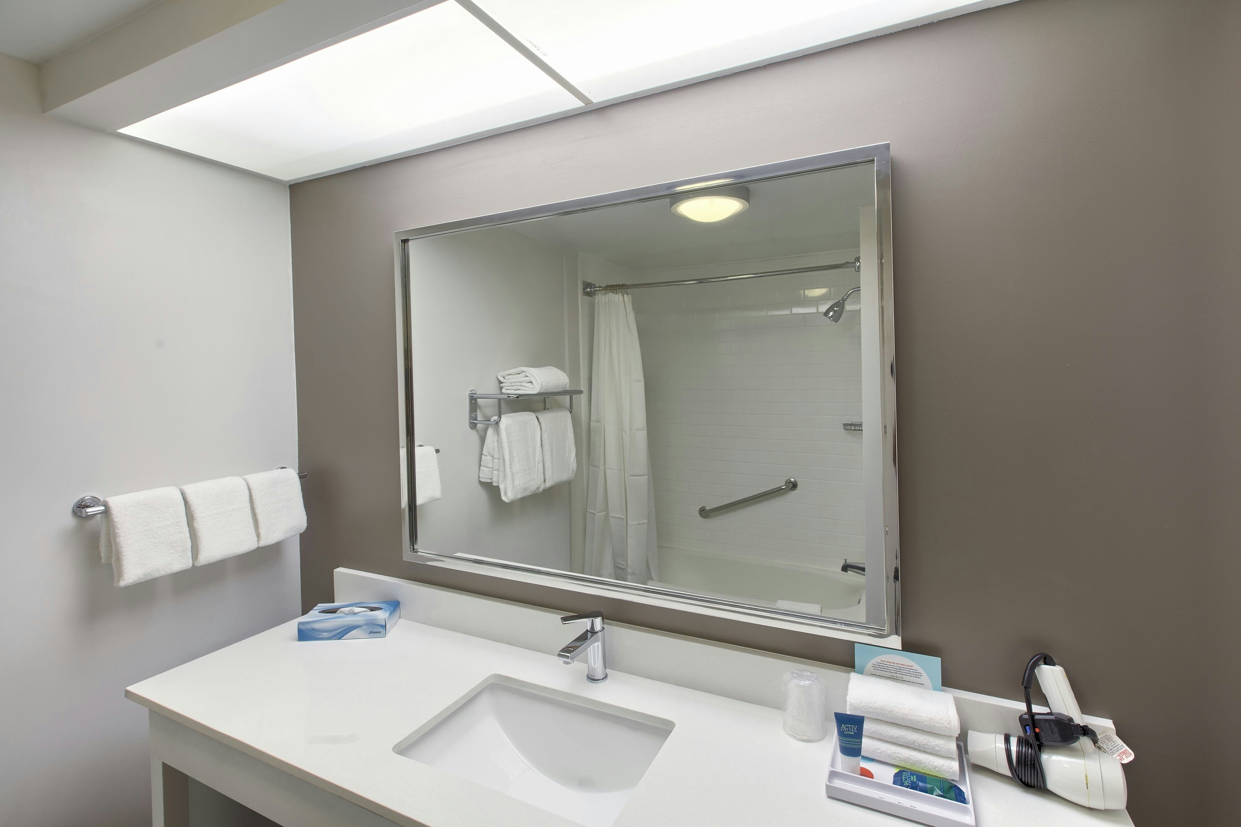 Four Points by Sheraton Charlotte – Pineville